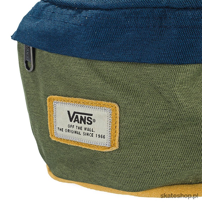 Vans aliso hotsell hip pack