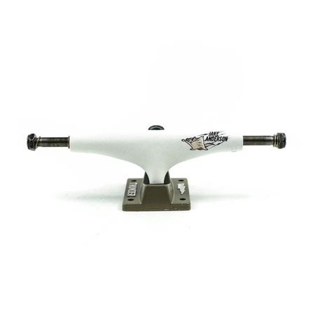 THUNDER Team Jake Anderson Airstrike Pro 147 trucks