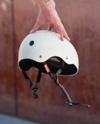 GLOBE Goodstock (matte/off white) skate helmet