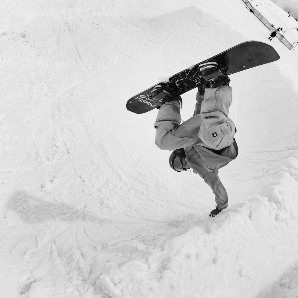 GNU Gloss 144 snowboard