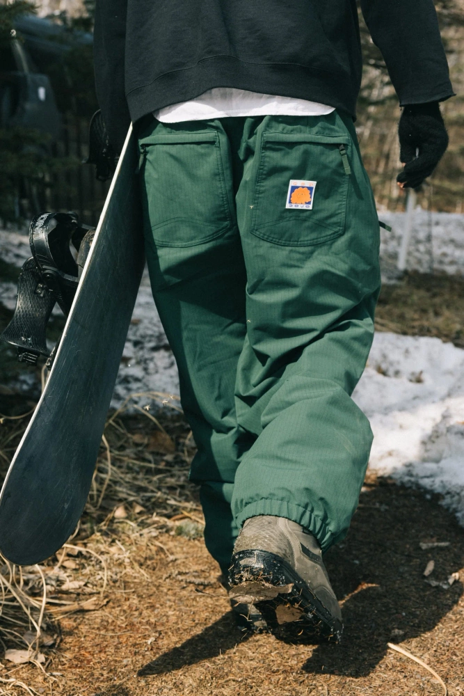 Spodnie snowboardowe 686 Dojo Pant (moss green ripstop)