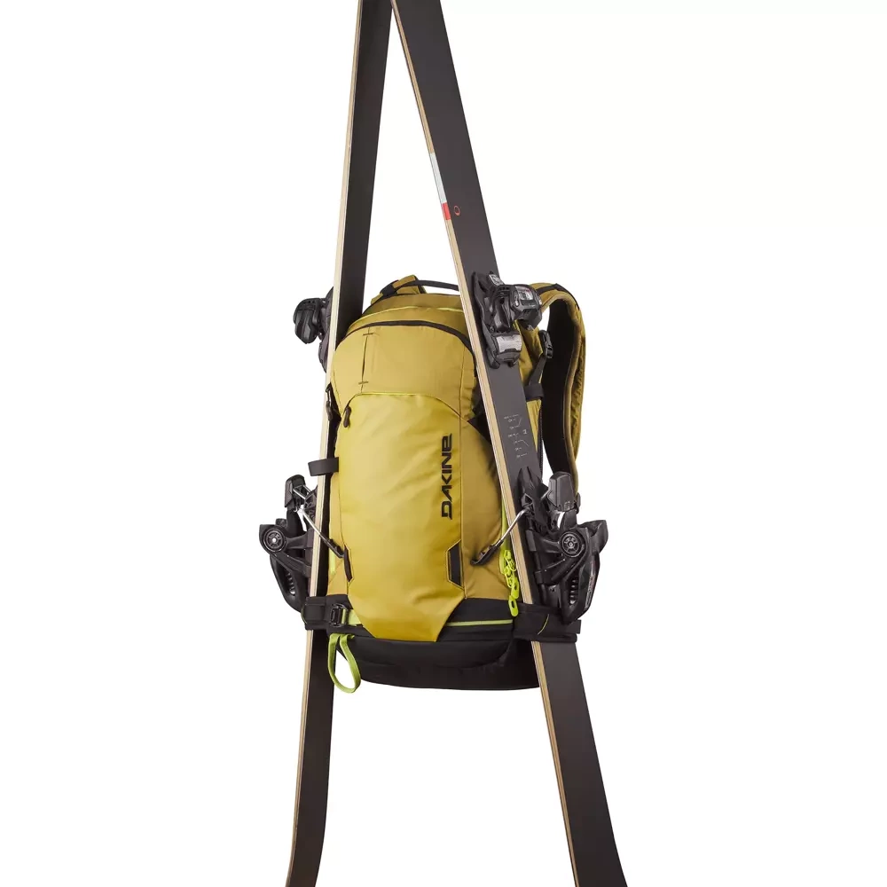 新品 ダカイン TEAM POACHER RAS SammyCarlson26L Plecak lawinowy DAKINE POACHER RAS 26L BLACK