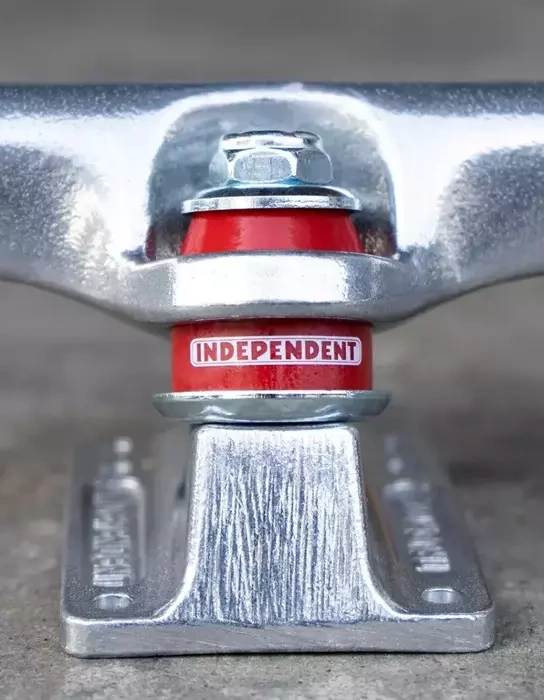 Trucki INDEPENDENT Stage 4 Polished Silver