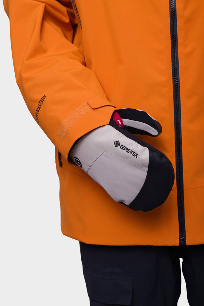 686 GORE-TEX Hydrastash Syncジャケット 686 GORE-TEX Hydrastash Sync Jacket - Men's | evo