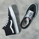 Buty VANS Skate Sk8 Hi (black/white)