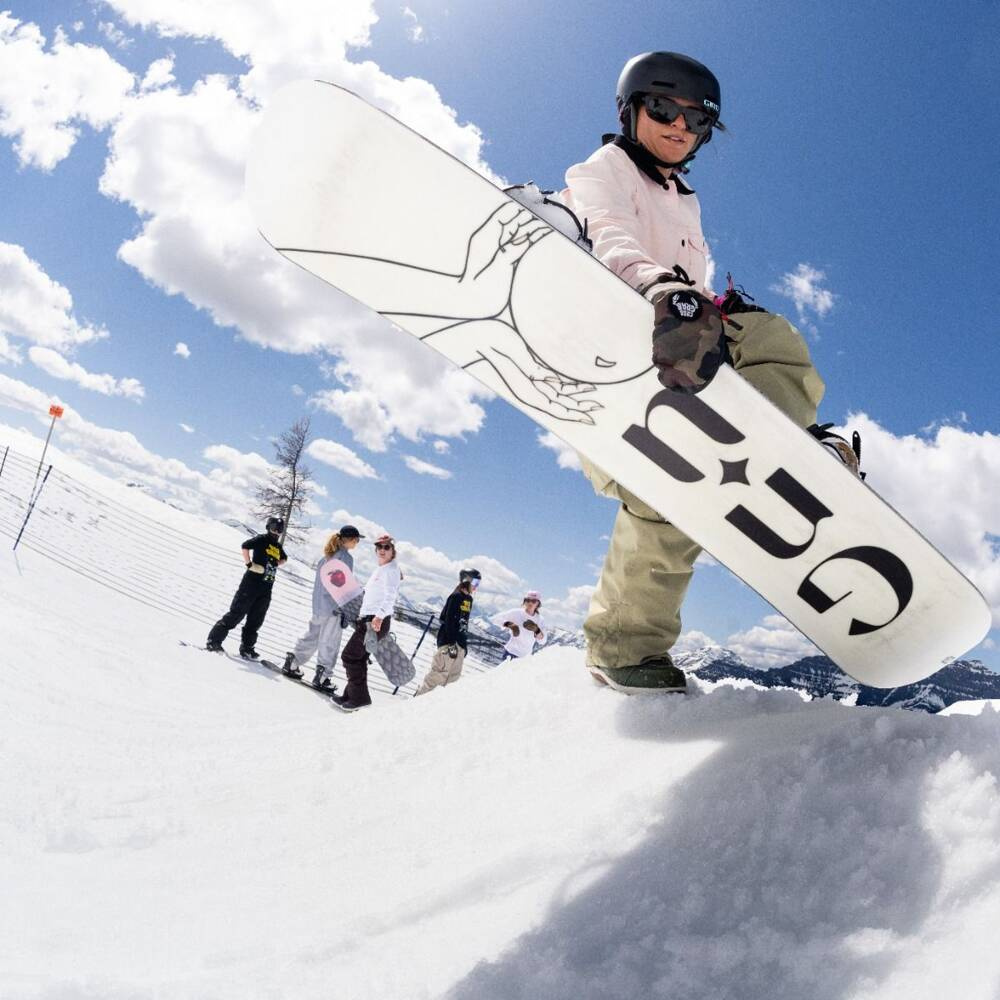 GNU Gloss 148 snowboard