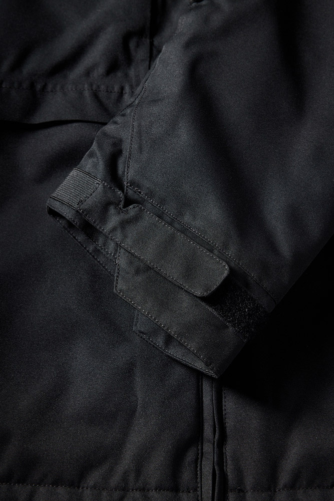 686 Athena Insulated (geranium pink) snowboard jacket